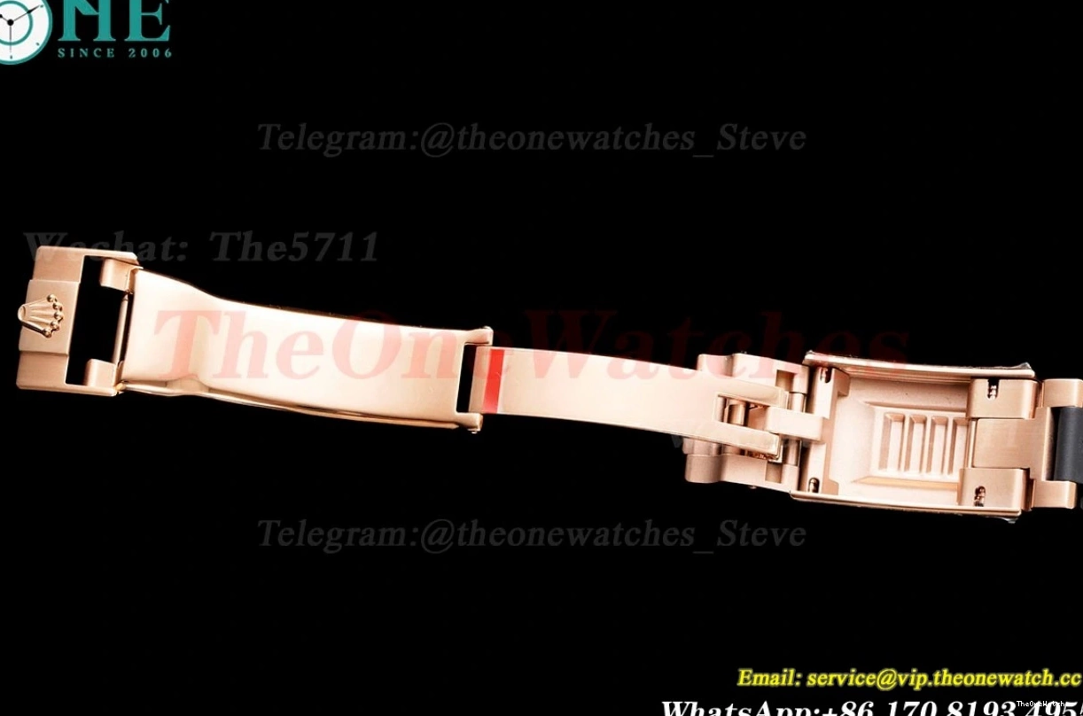 126655 VR3235 RG RU C+S Black Yacht-Master 40mm Dot 0101